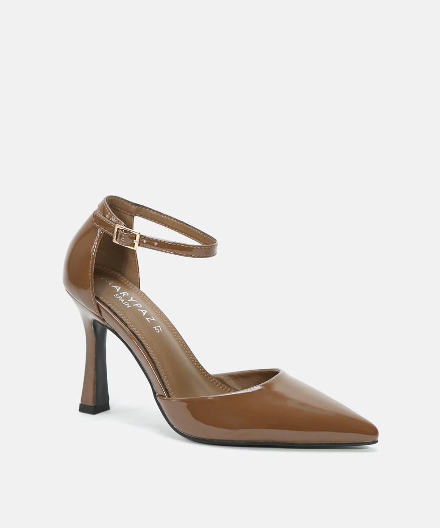 Zapatos tac&oacute;n charol chocolate image number null